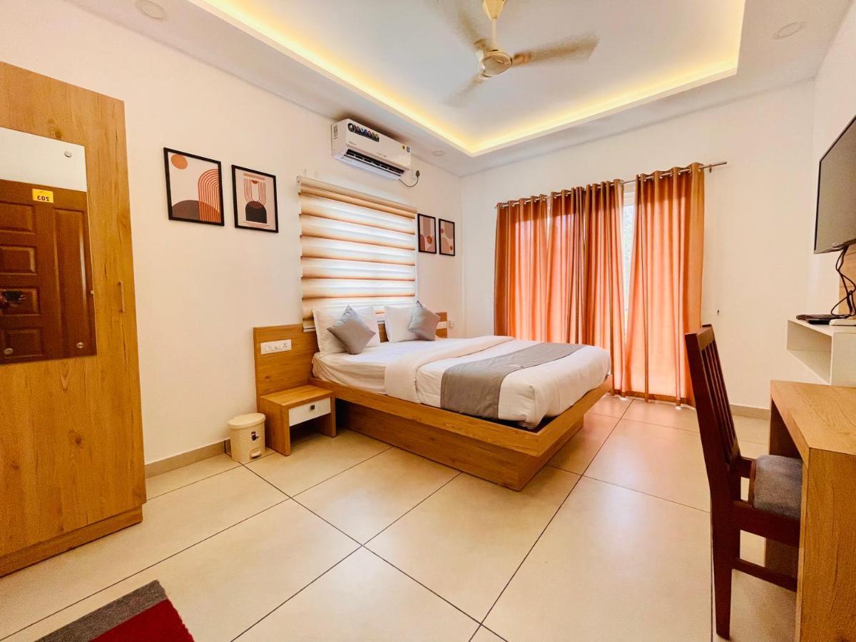 Oceana Hills Residency Hotel Alappuzha Exterior foto